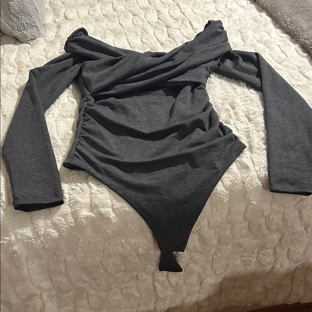 Aritzia Charcoal Off-Shoulder Long Sleeve Bodysuit